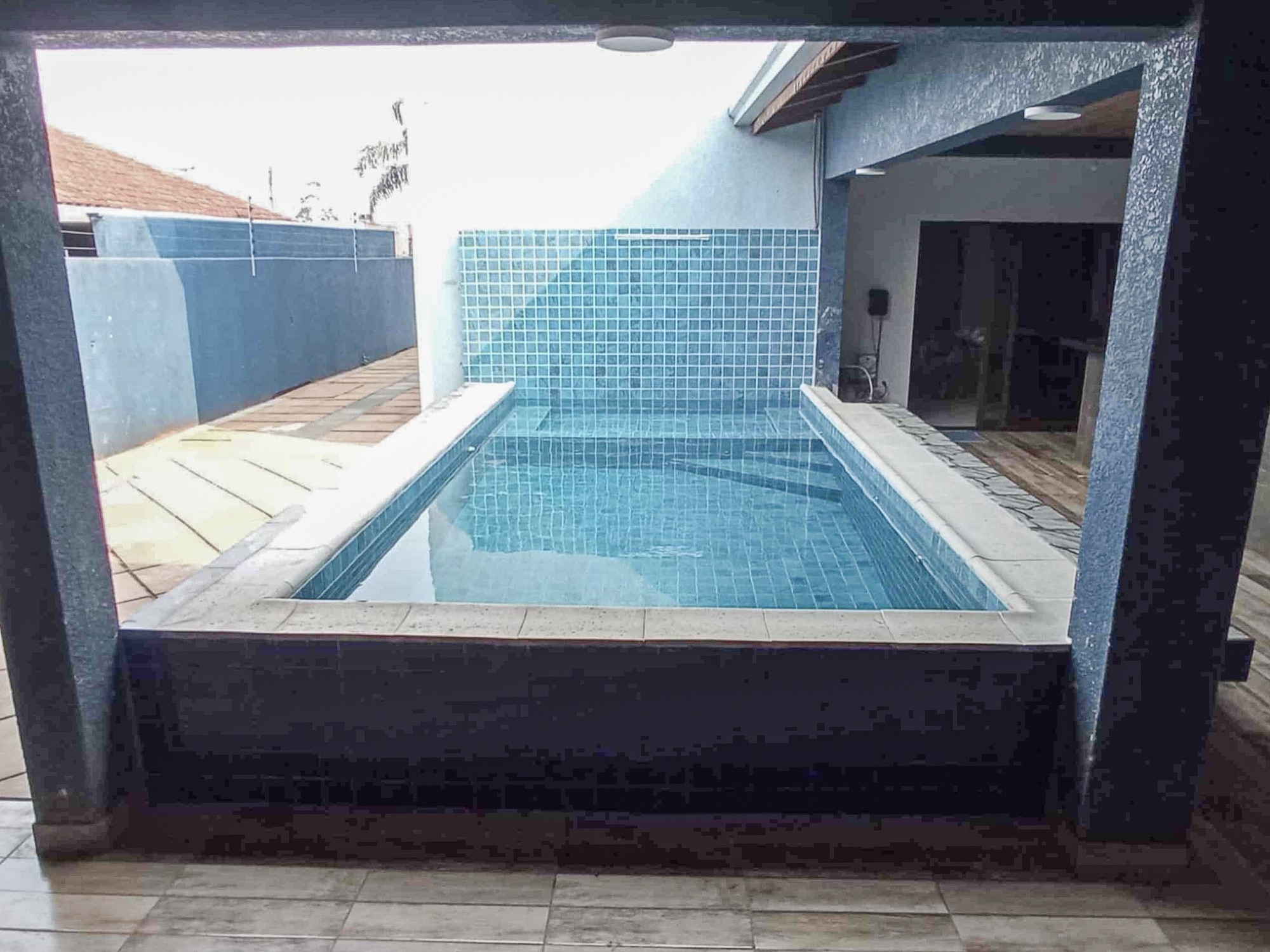 Piscina durante o dia