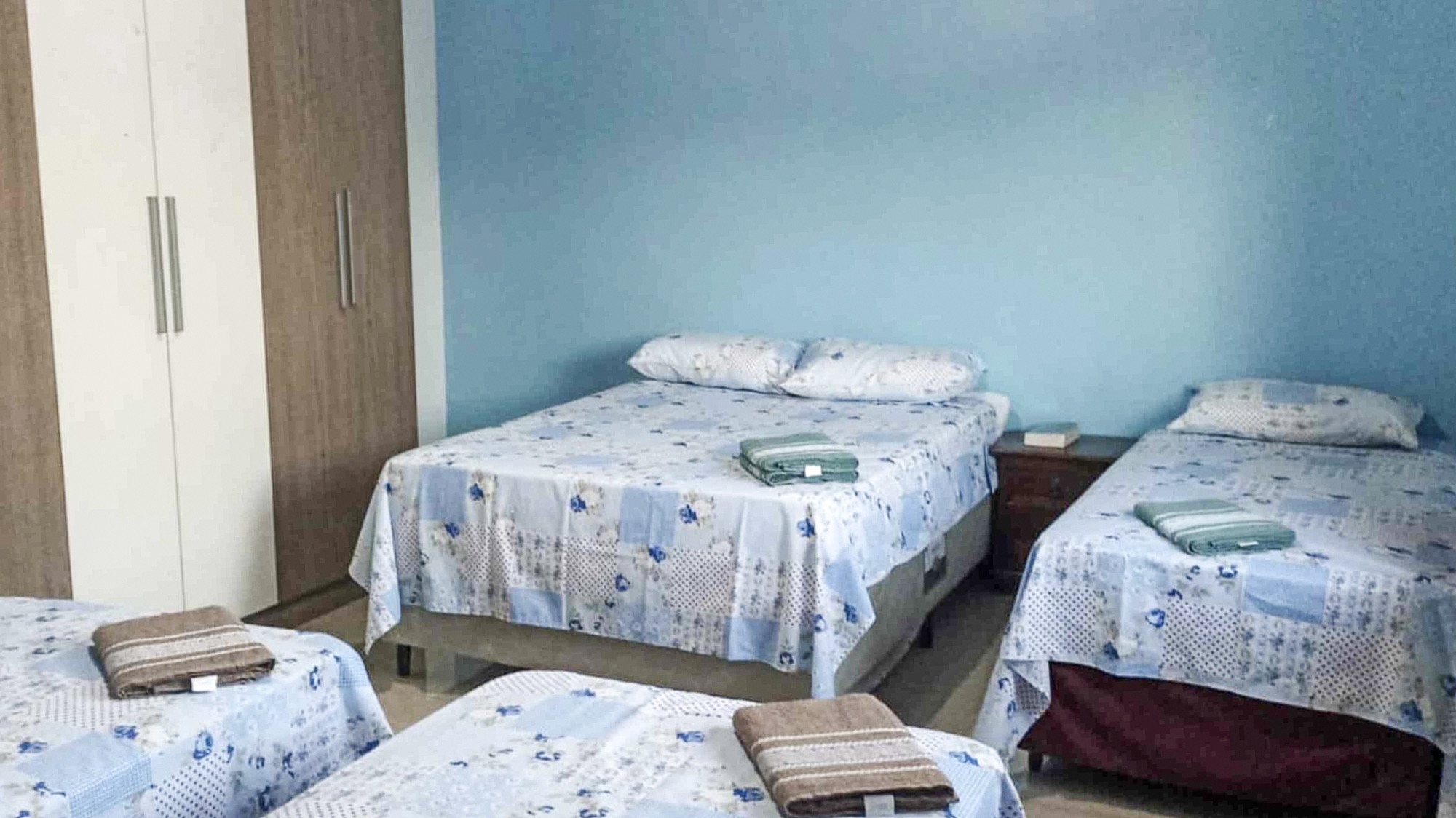 Quarto amplo para grupos
