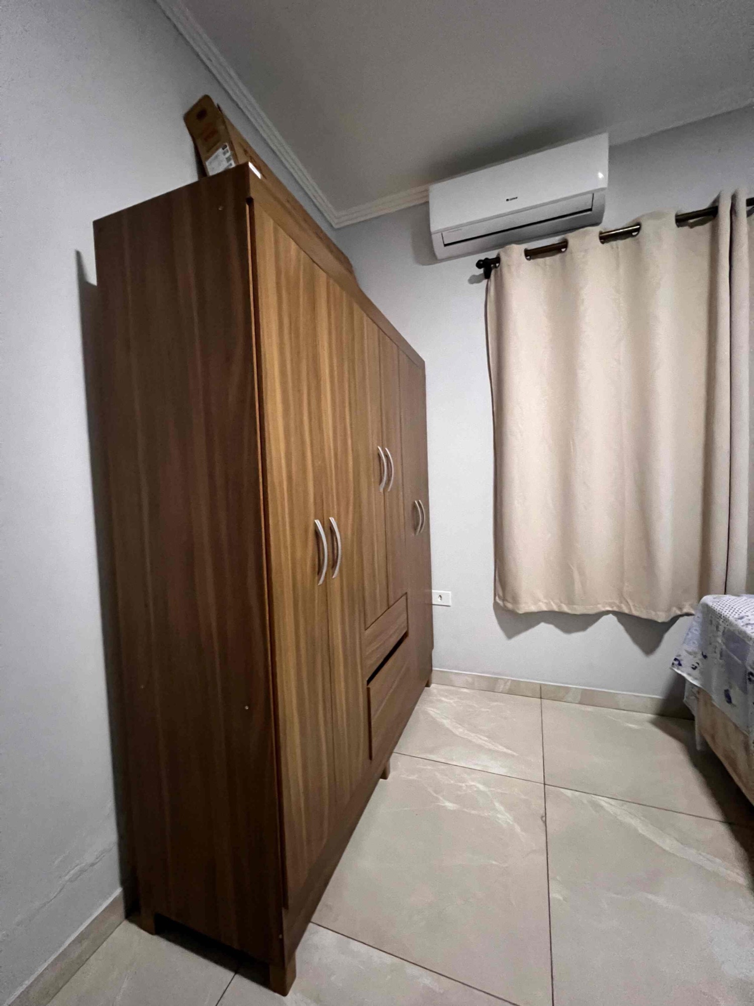 Quarto com ar-condicionado